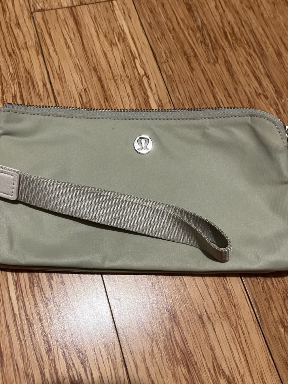 lululemon athletica Sage off white Wristlet Pouch with Wrist Strap